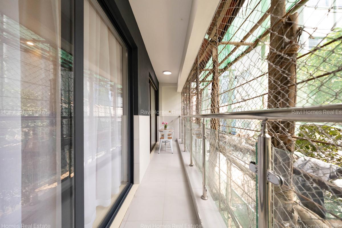 Studio Apartment with Swimming Pool at Muthithi Road - 14