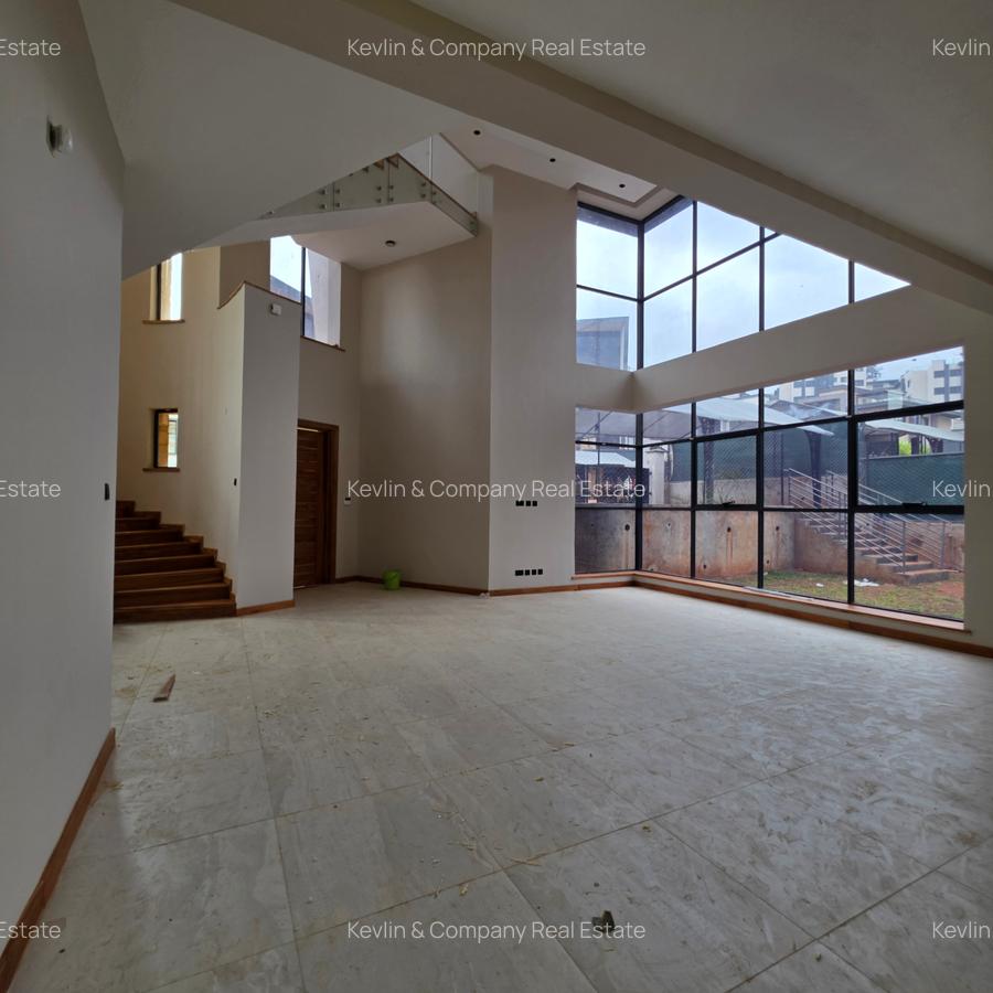 4 Bed Villa with En Suite in Loresho - 10