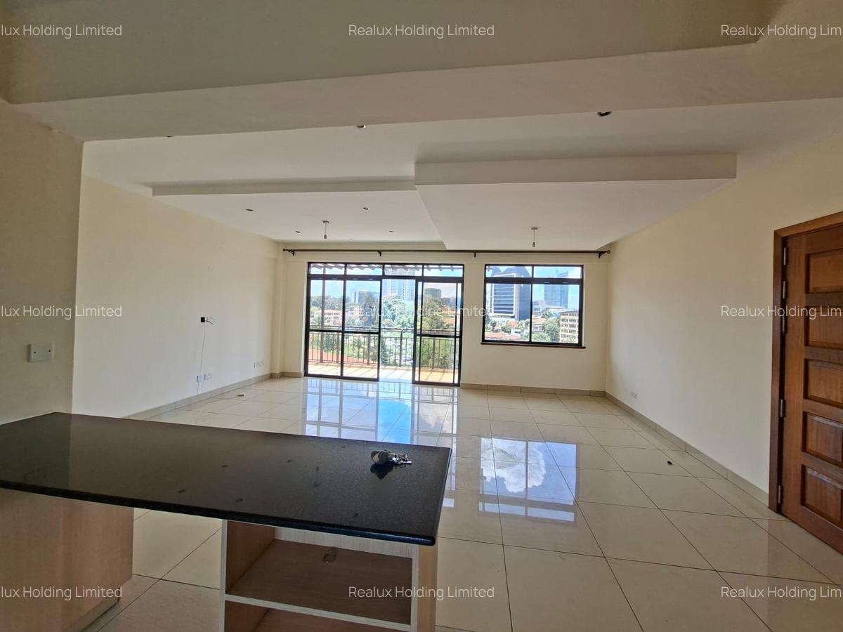 3 Bed Apartment with En Suite in Westlands Area - 1