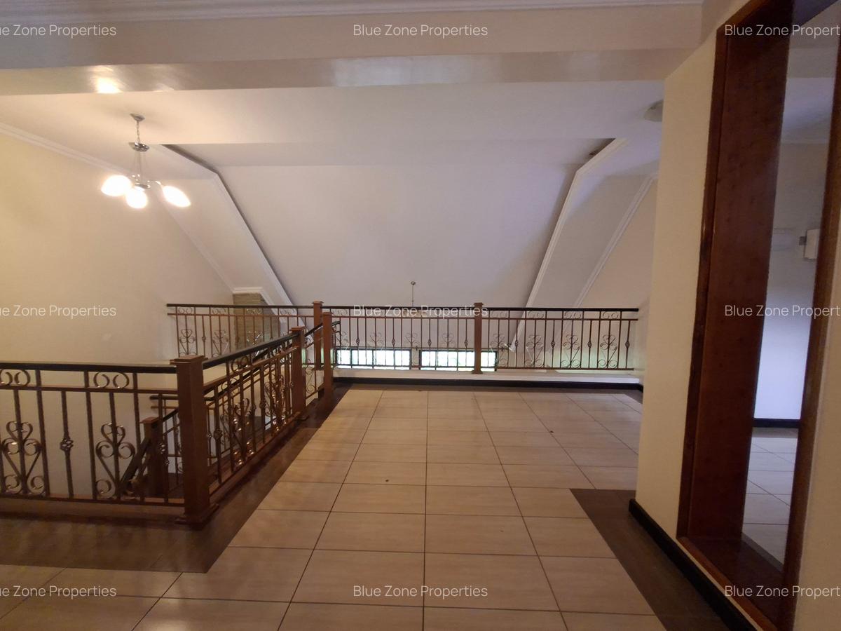 4 Bed Townhouse with En Suite at Rosslyn Lone Tree Estate Rd - 20