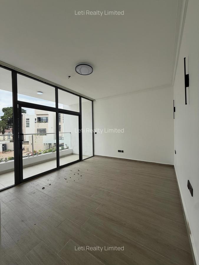5 Bed Townhouse with En Suite in Lavington - 8