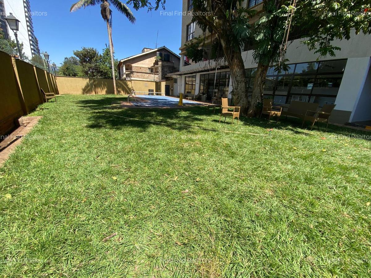 3 Bed Apartment with En Suite in General Mathenge - 1