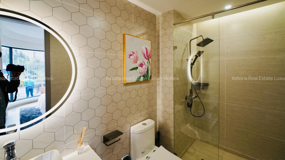 2 Bed Apartment with En Suite at 2026-262 - 12