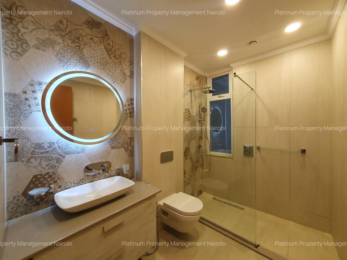2 Bed Apartment with En Suite at The Colosseum - 14