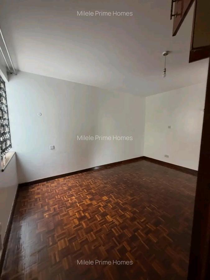 5 Bed Townhouse with En Suite at Off Ole Dume Road - 7