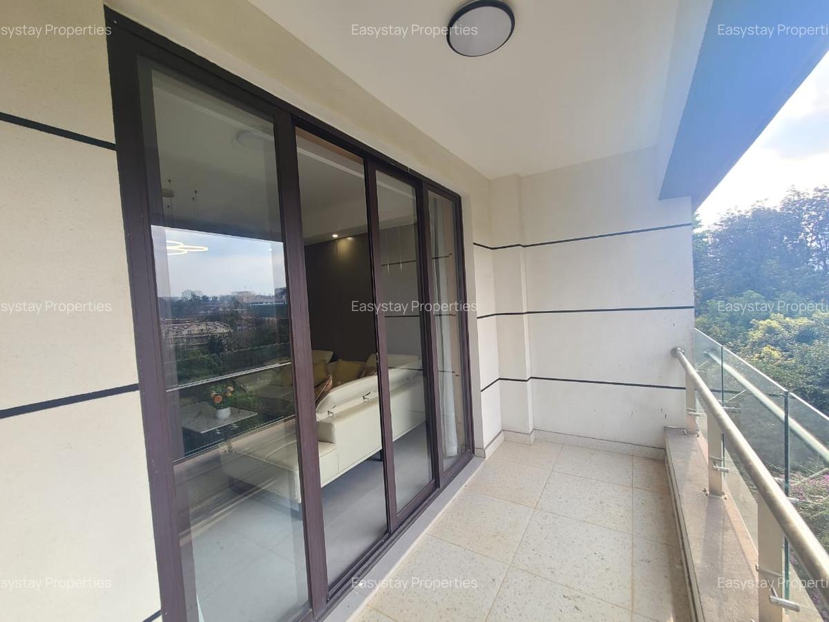 3 Bed Apartment with En Suite in Riverside - 11