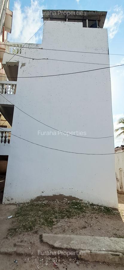 Commercial Property with Fibre Internet at Mombasa Cbd - 11