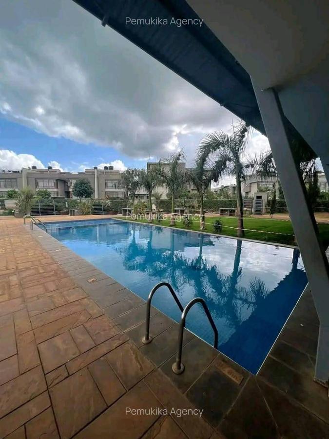 4 Bed Townhouse with En Suite in Langata - 11