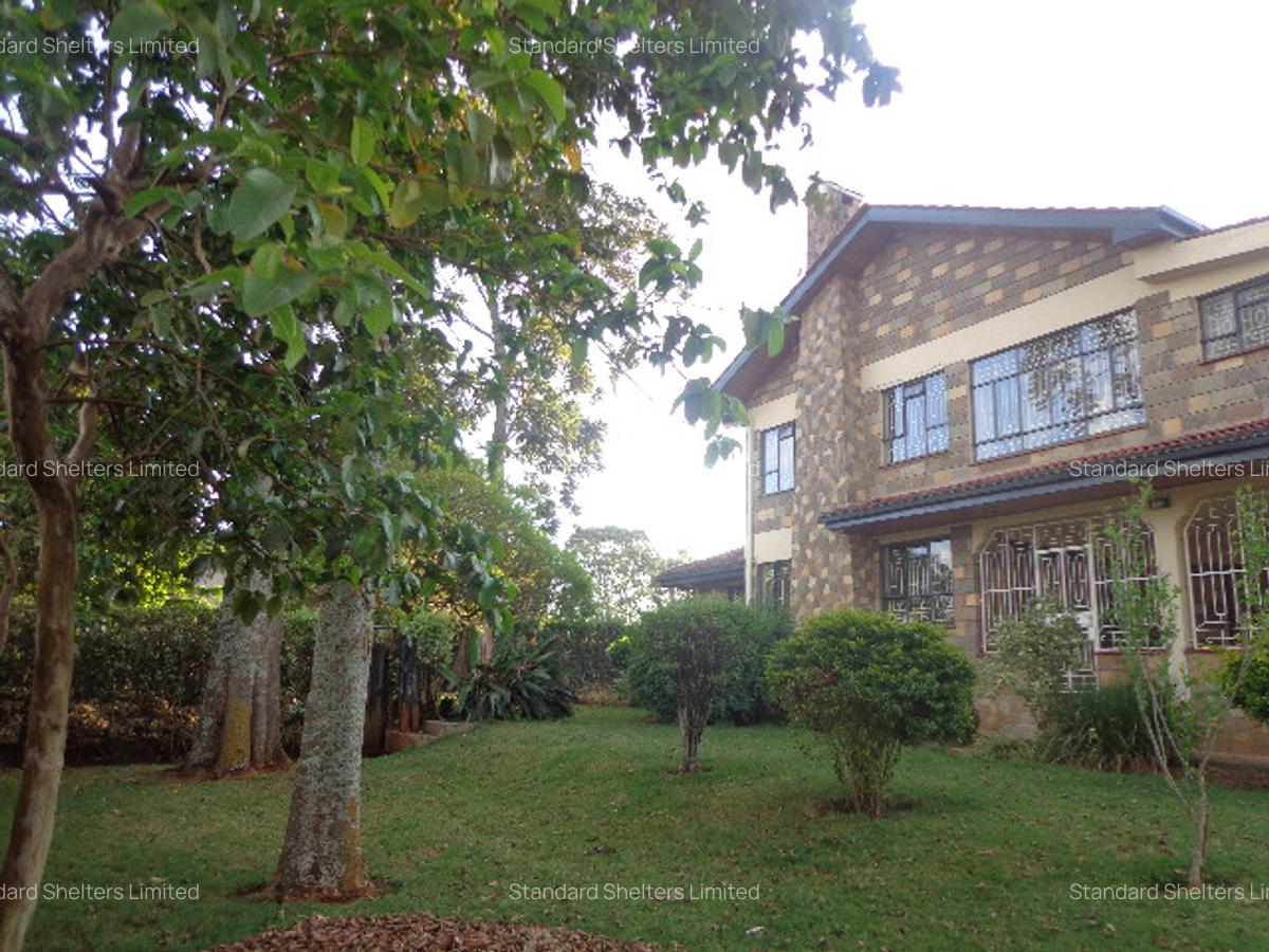 7 Bed House with En Suite in Nyari - 4