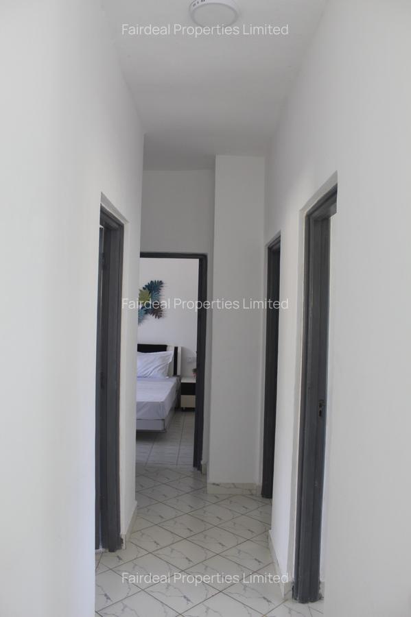 2 Bed Apartment with Swimming Pool in Bamburi - 9