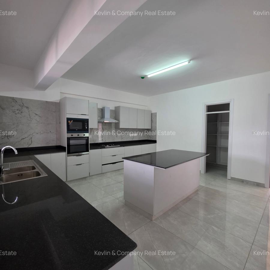 4 Bed Apartment with En Suite in General Mathenge - 6