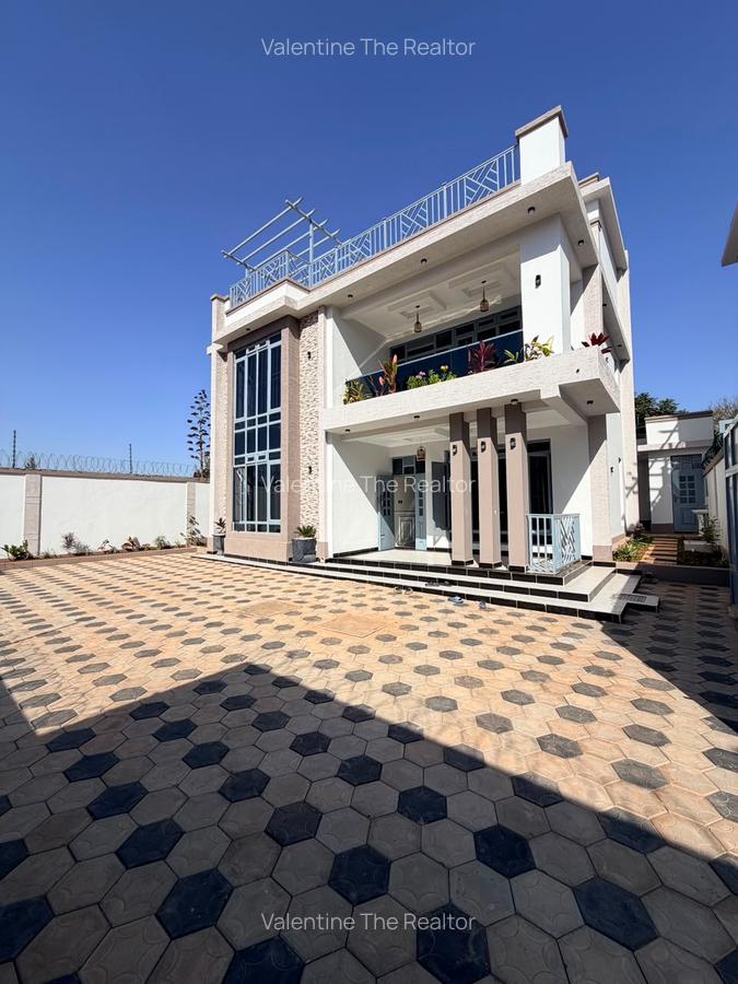 5 Bed House with En Suite in Ruiru - 2