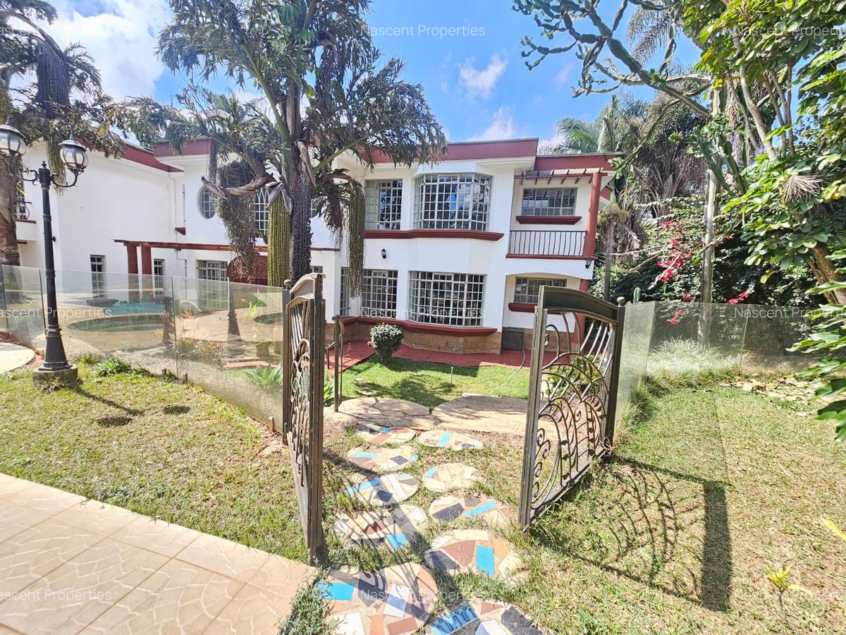 5 Bed House with En Suite in Nyari - 3