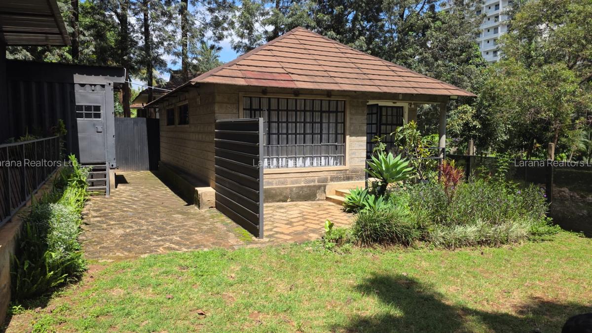 204 m² Commercial Property with Service Charge Included at Gem Lane - 2