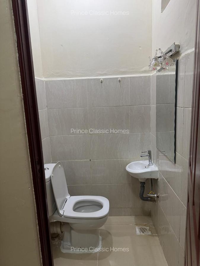 2 Bed Apartment with En Suite in Lavington - 6
