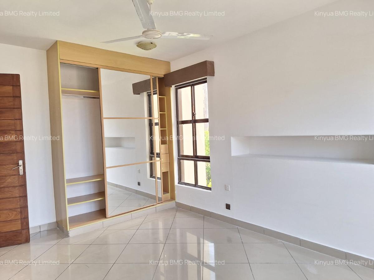 Serviced 4 Bed Apartment with En Suite at Beach Road - 8