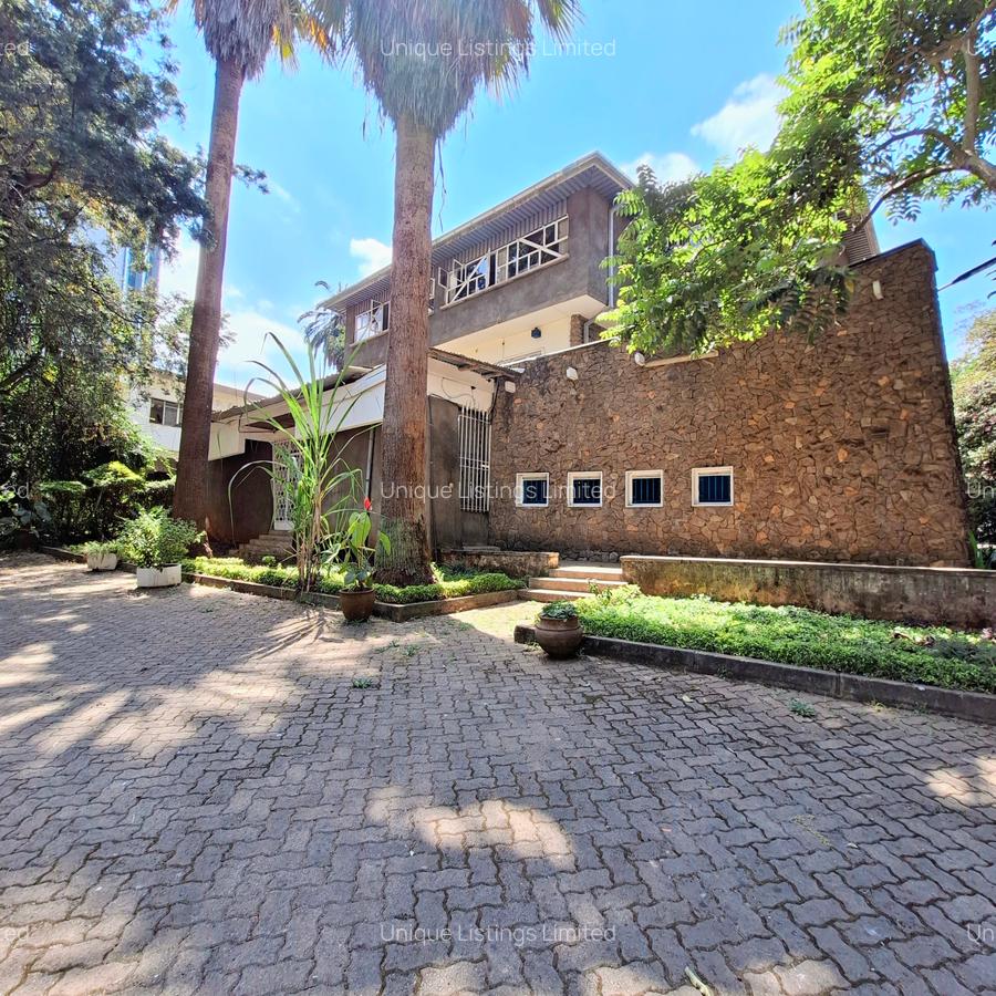 300 m² Commercial Property with Service Charge Included in Rhapta Road - 1