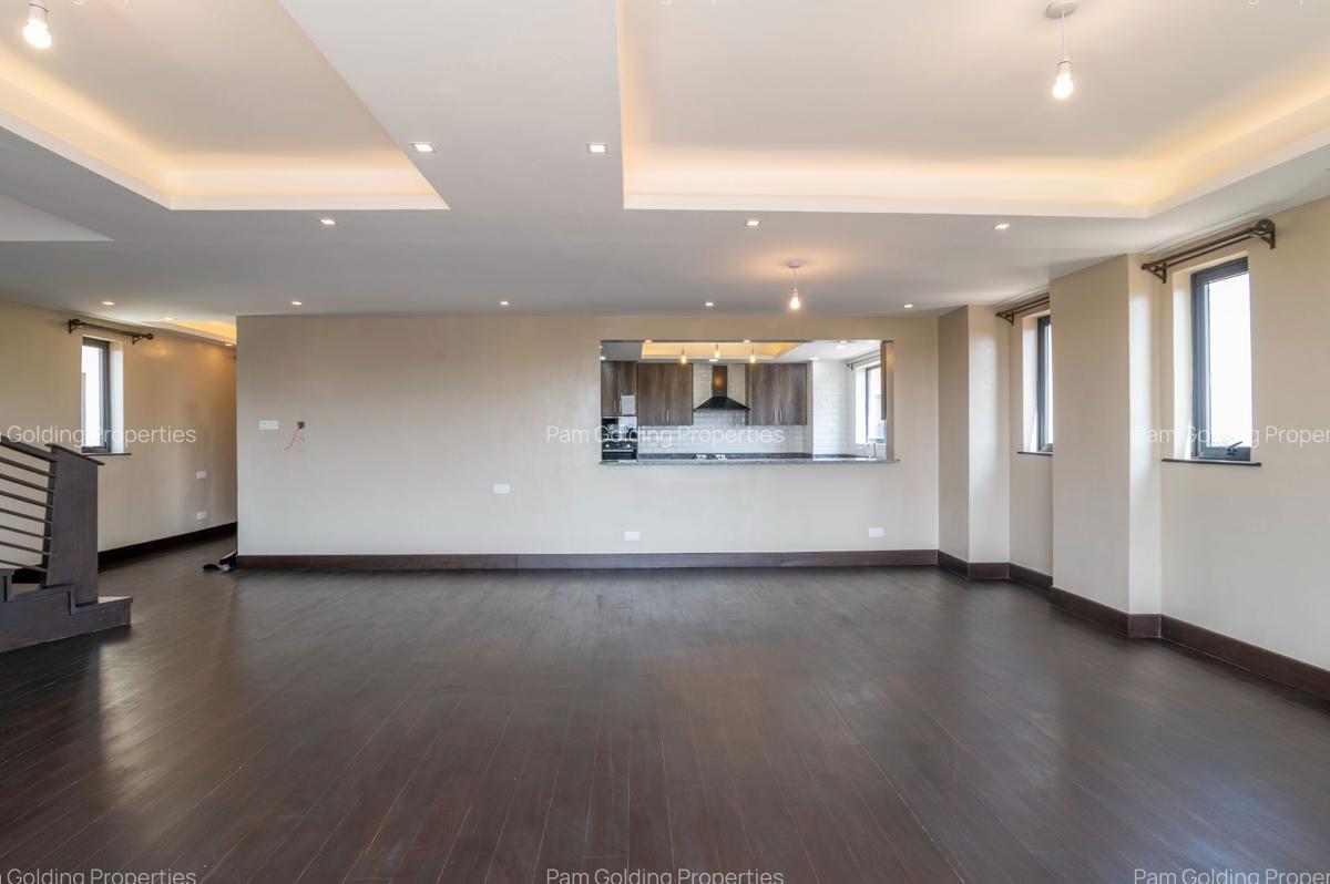 4 Bed Apartment with En Suite in Lavington - 2