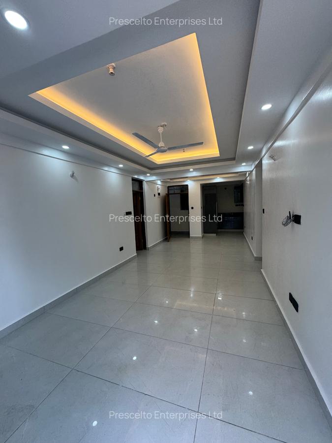 3 Bed Apartment with En Suite at Off Links Road - 5
