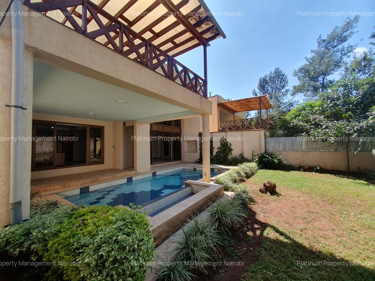 5 Bed House with En Suite at Convent Drive - 9