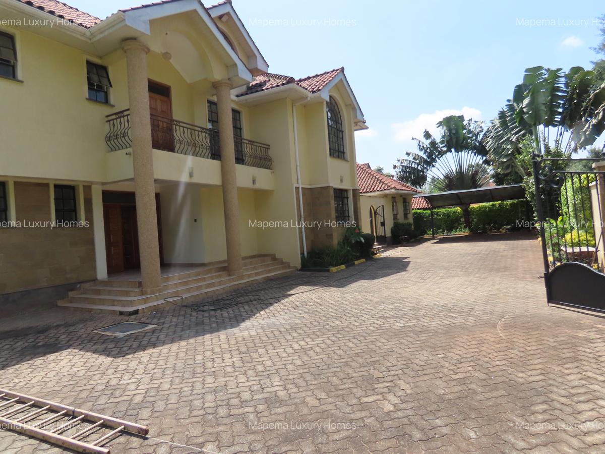 5 Bed House with En Suite at Miotoni - 18