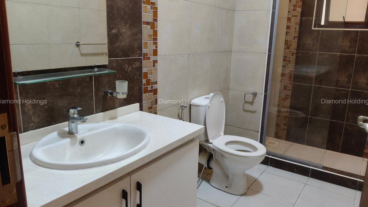 4 Bed Apartment with En Suite in Westlands Area - 10