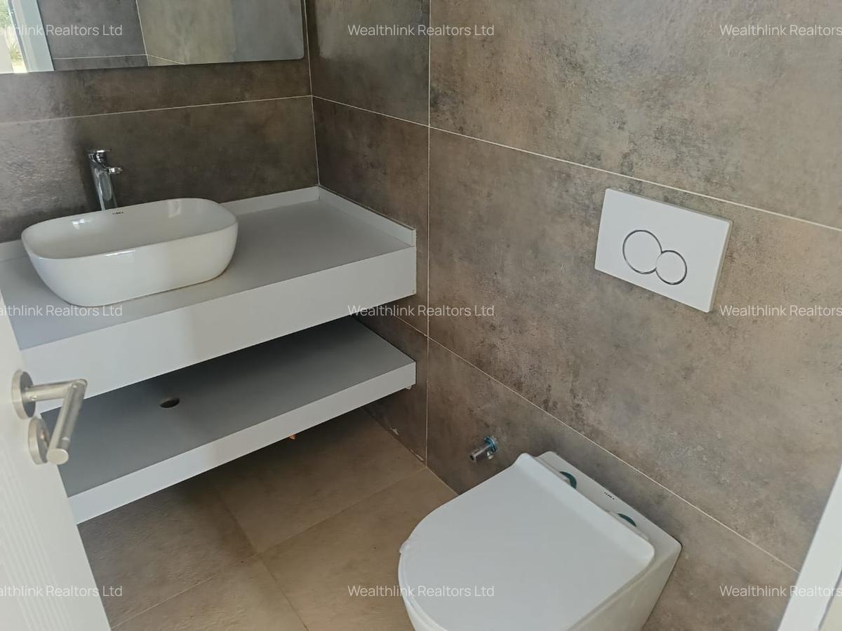 4 Bed Townhouse with En Suite at Paradise Lost - 8