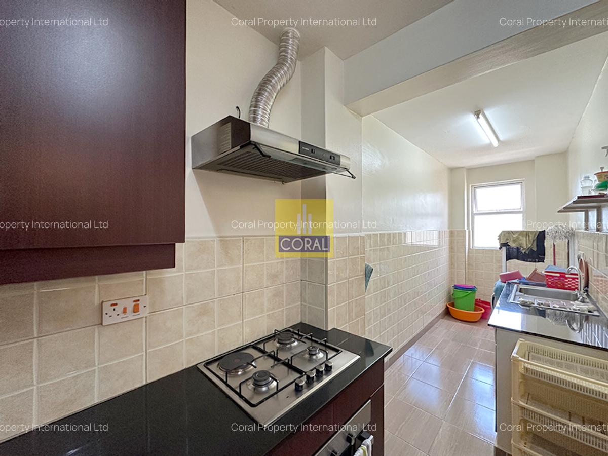 2 Bed Apartment in Parklands - 6