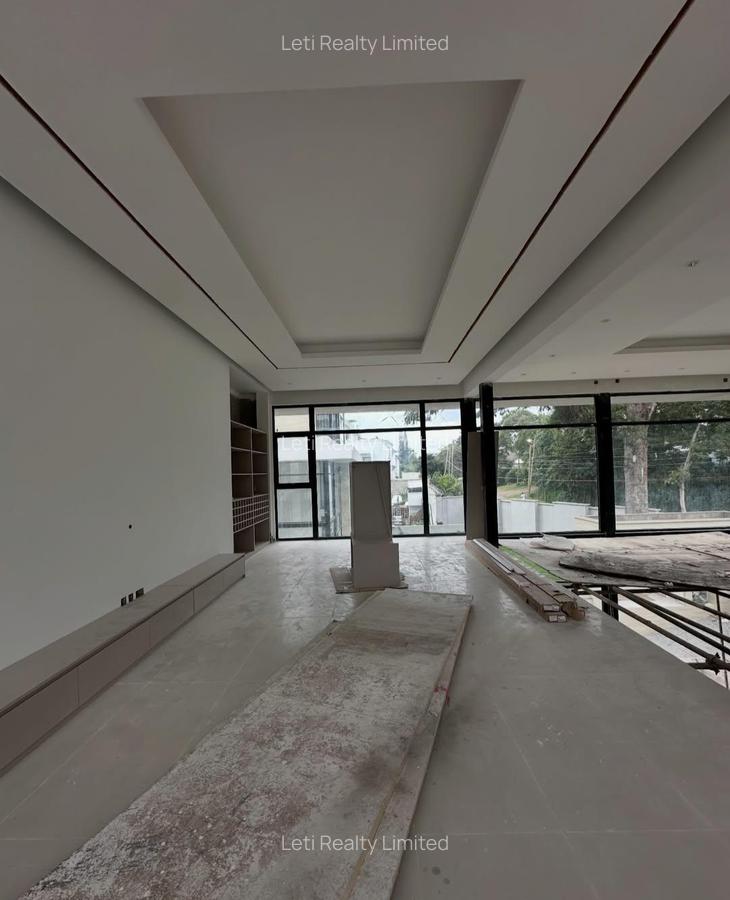 6 Bed Townhouse with En Suite in Lavington - 8