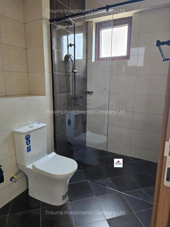 3 Bed Apartment with En Suite at Prp7+494 - 16