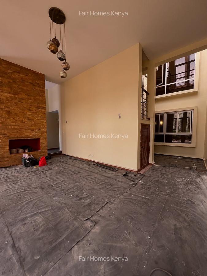 4 Bed Townhouse with En Suite at Lavington Green - 2