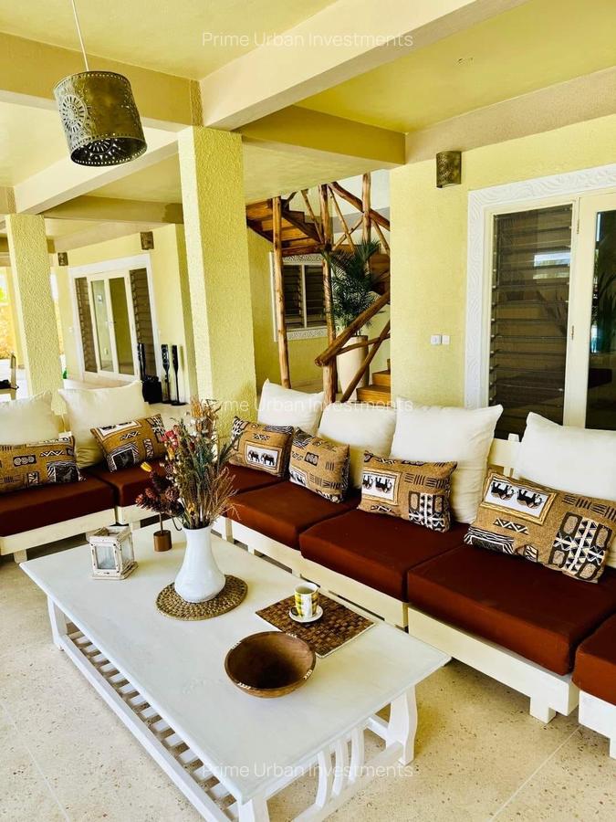 8 Bed House with En Suite in Watamu - 13