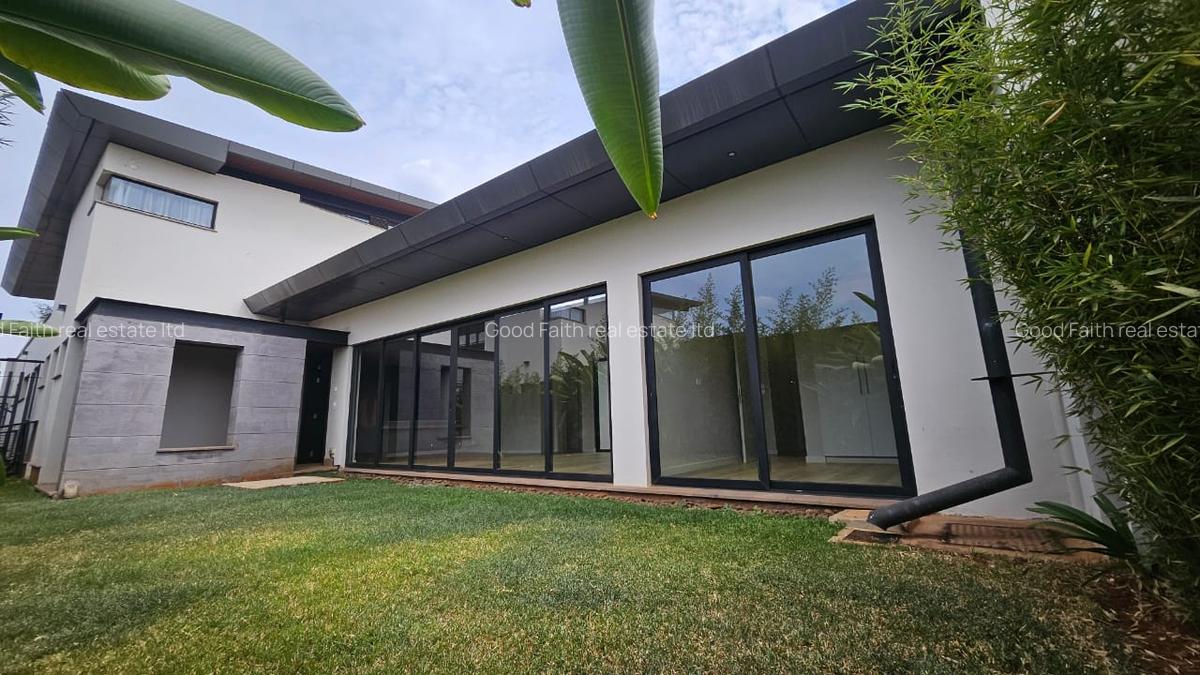 3 Bed Townhouse with En Suite in Kiambu Road - 1