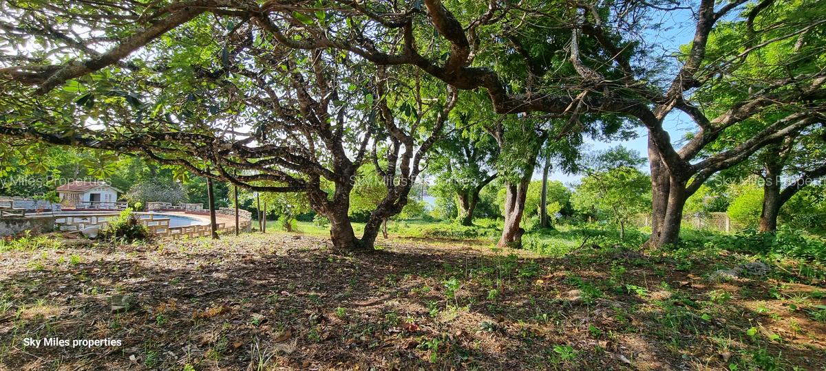 4 ac Land at Serena - 13