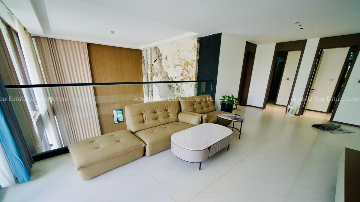 5 Bed Villa with En Suite at 2026-378 - 7
