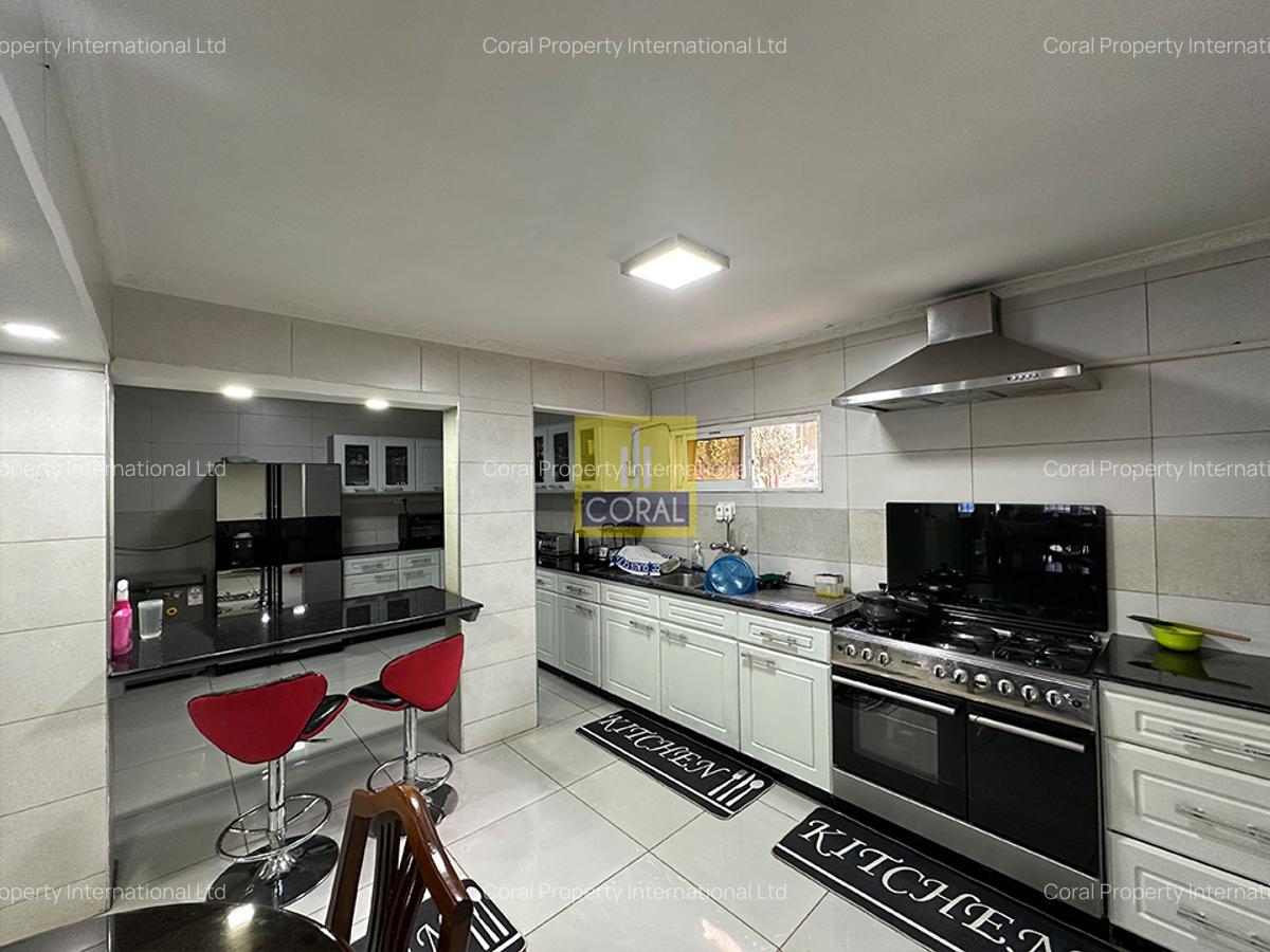 6 Bed Townhouse in Westlands Area - 16