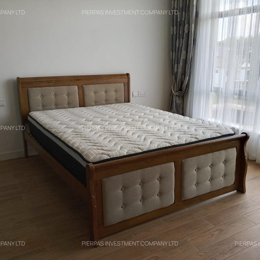 4 Bed Townhouse with En Suite in Runda - 5