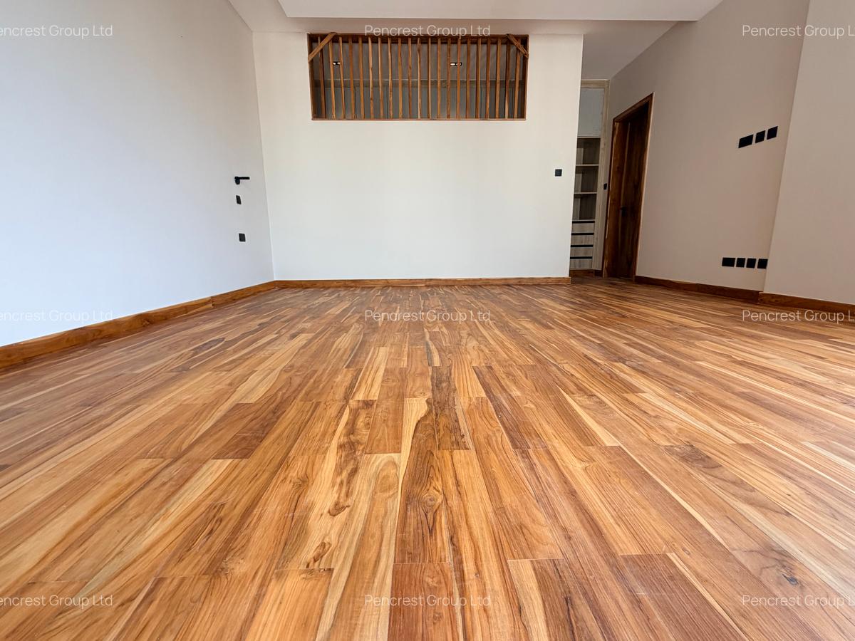 4 Bed Villa with En Suite at Loresho - 7