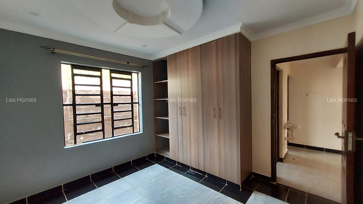 3 Bed House with En Suite at Kahuho - 9