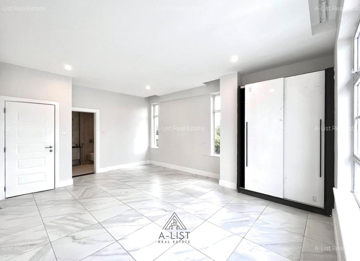 1 Bed Apartment with Swimming Pool at Rhapta Road - 2