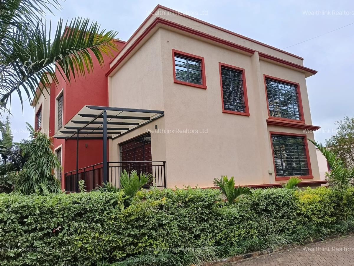 4 Bed Townhouse with En Suite at Runda Palm - 2
