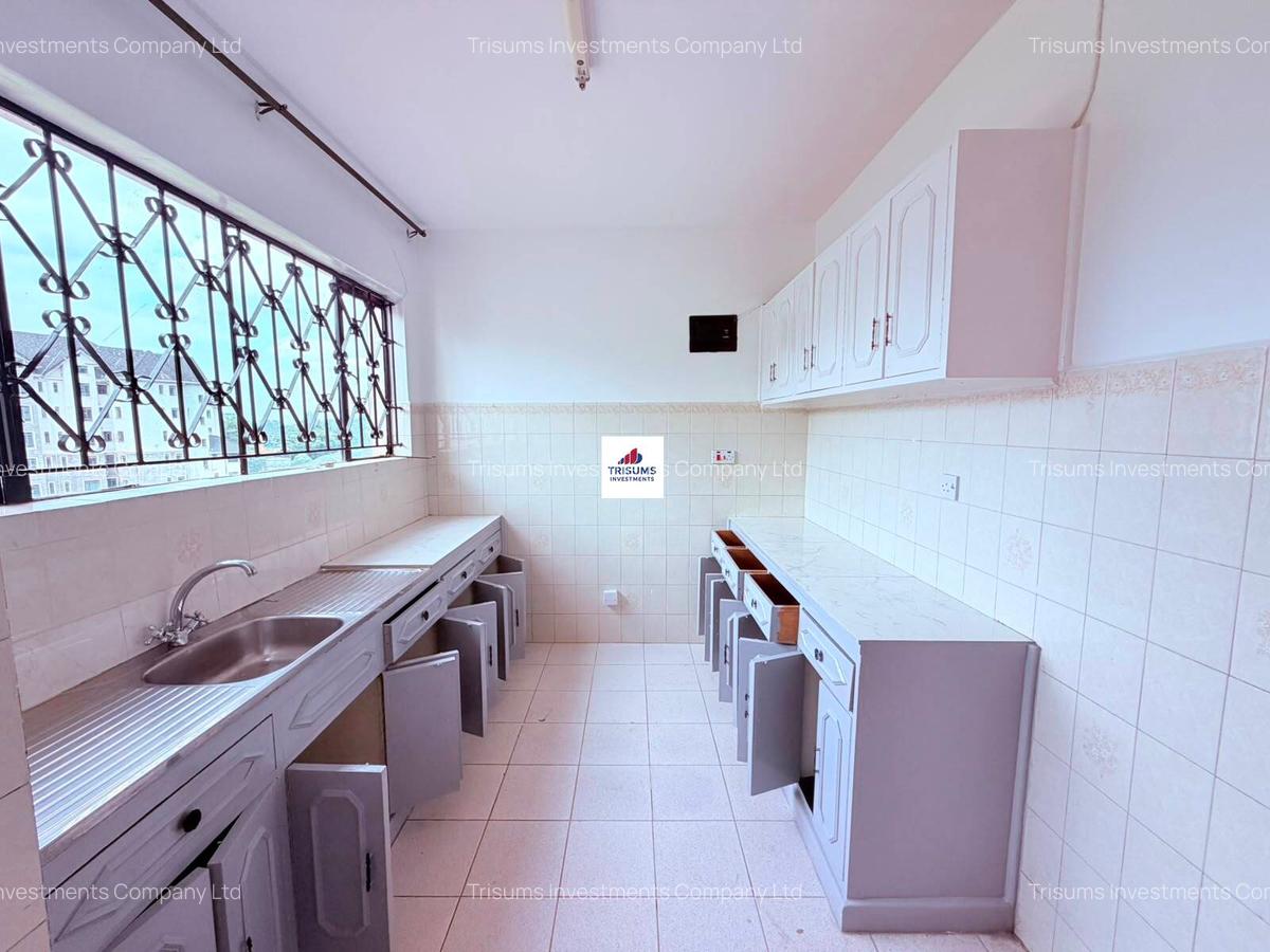 3 Bed Apartment with En Suite in Kileleshwa - 3