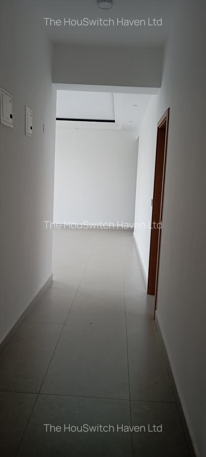 3 Bed Apartment with En Suite at Brookside Gardens - 14