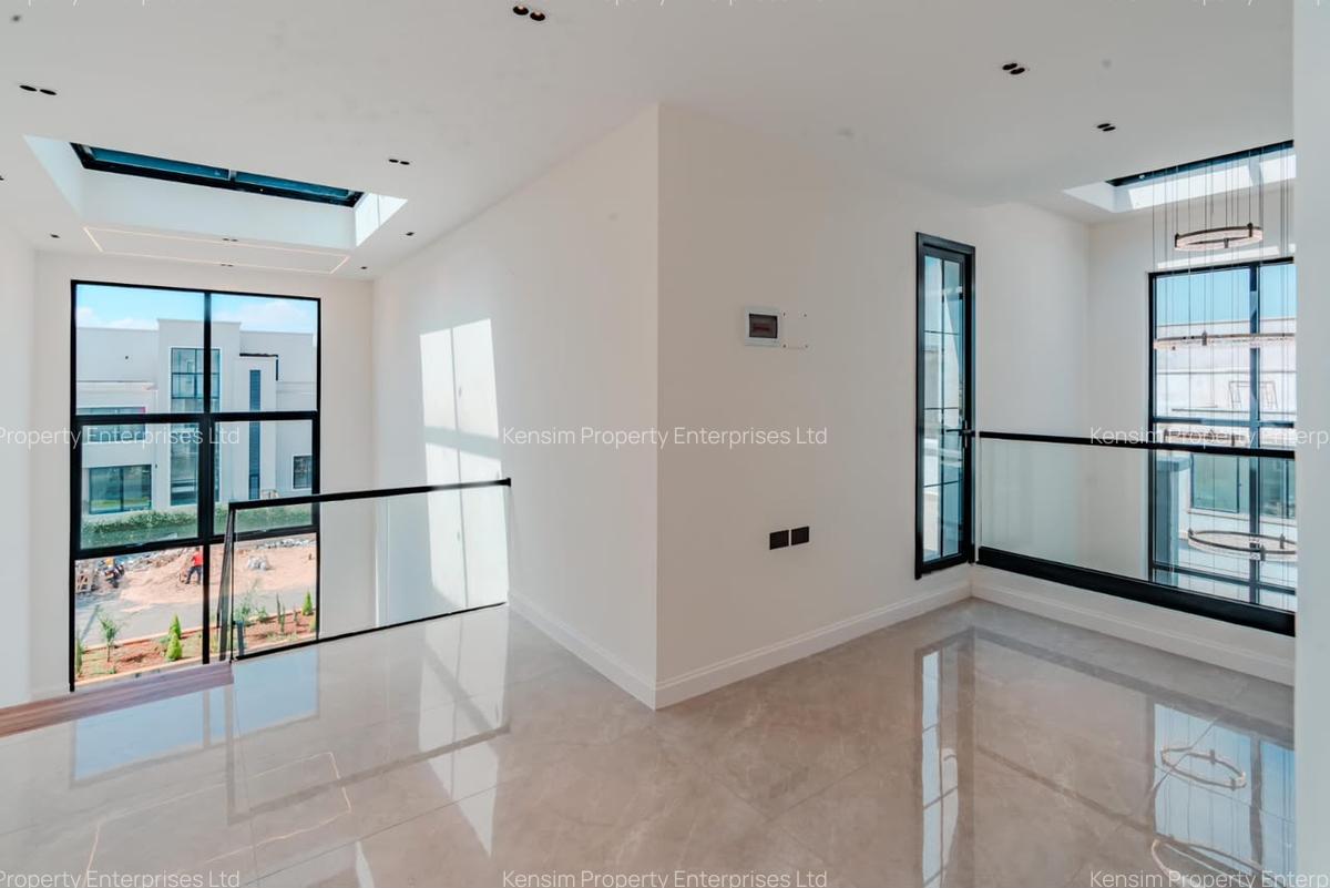 5 Bed Townhouse with En Suite in Runda - 7