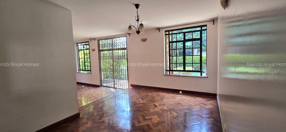 4 Bed Townhouse with En Suite at Off James Gichuru - 16