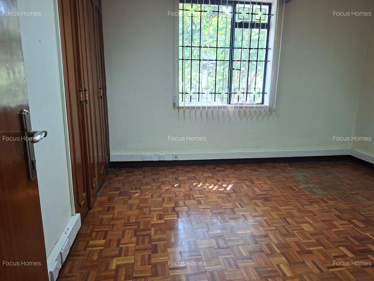 Office with Service Charge Included in Gigiri - 2