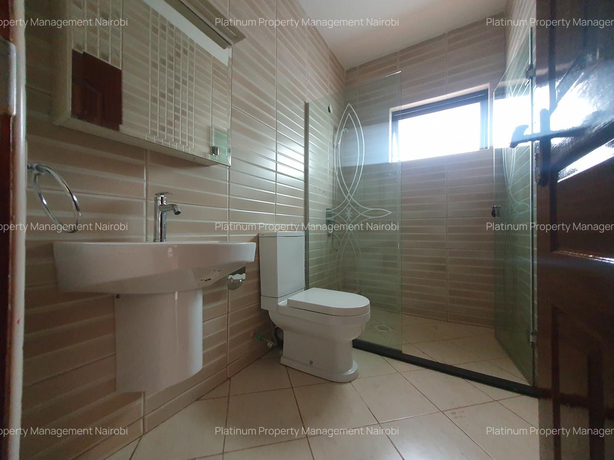 4 Bed House with En Suite at Grevillea Grove - 8