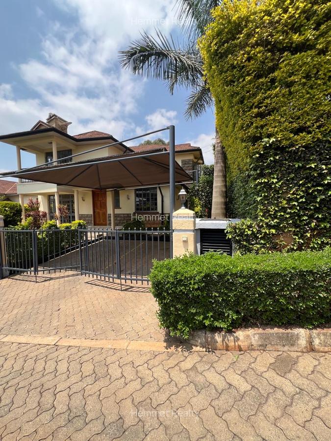 4 Bed Townhouse with En Suite in Loresho - 1