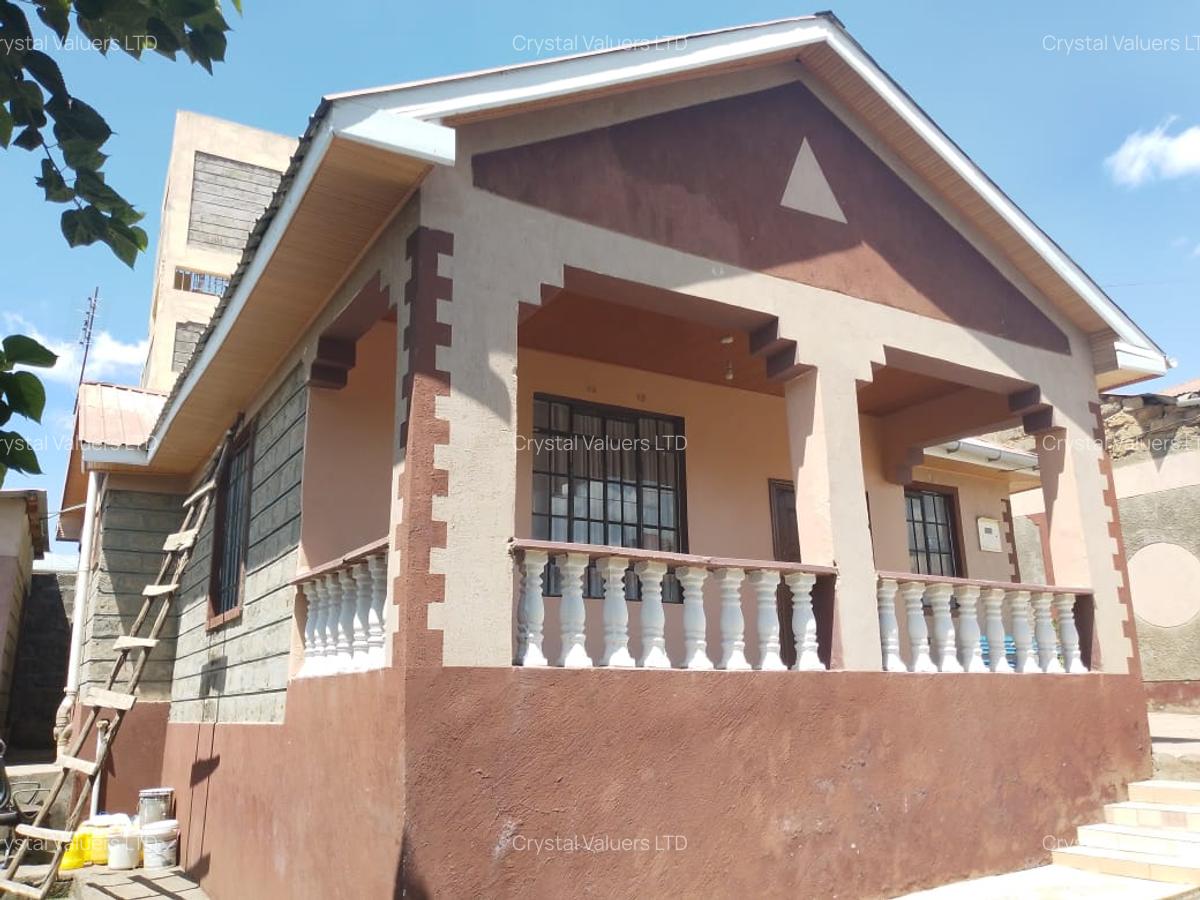 3 bedroom house for sale — image 1 of 8