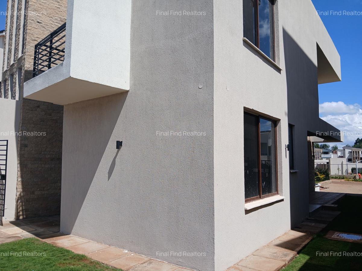 4 Bed Townhouse with Swimming Pool in Runda - 15